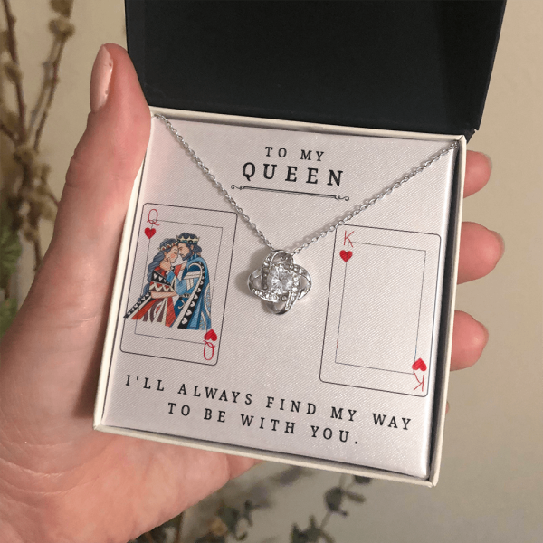 To my Queen I will always find my way to be with you necklace for wife or girlfriend soulmate